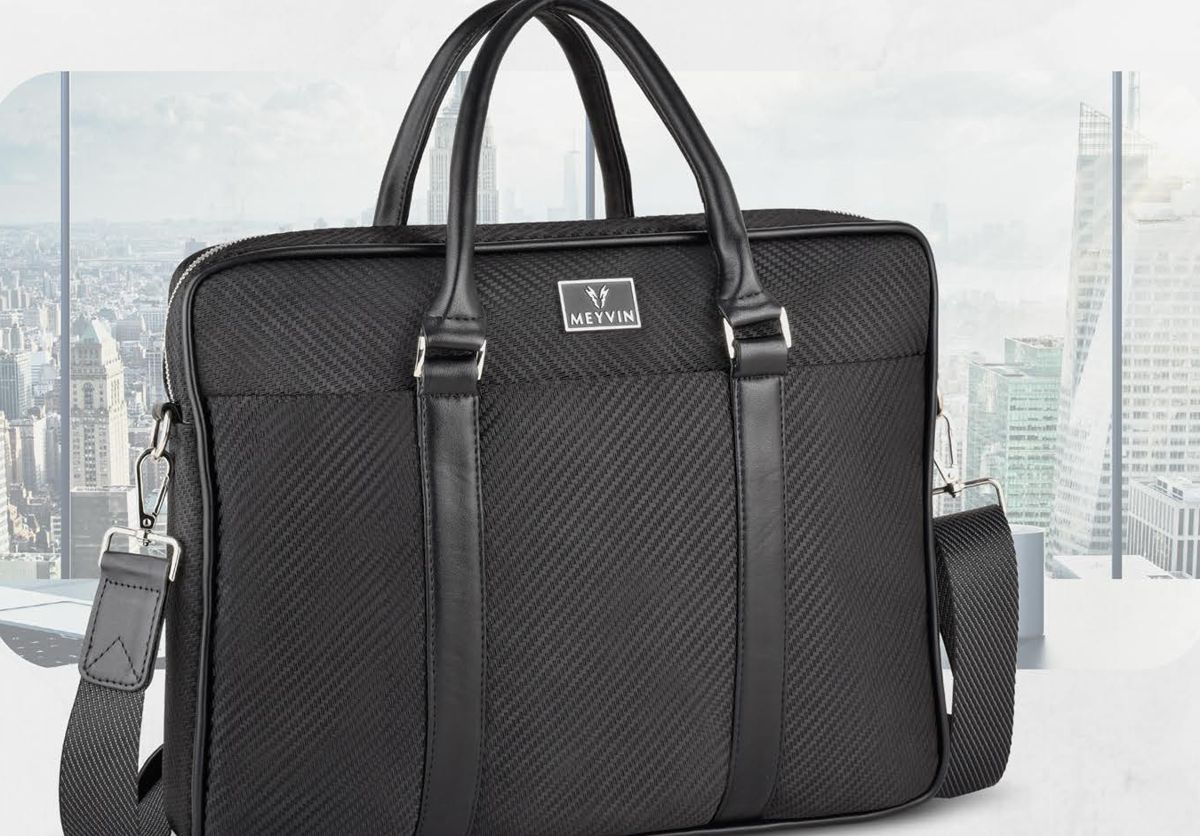 Executive black laptop bag — supplier catalogue